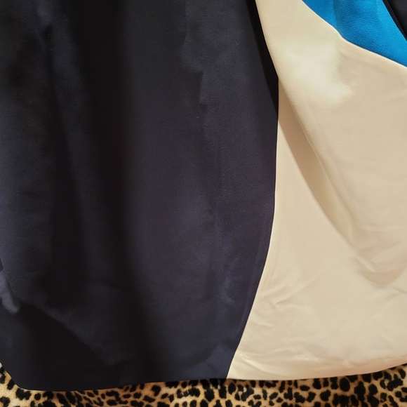 Women's sleeveless sheath dress - Picture 4 of 6